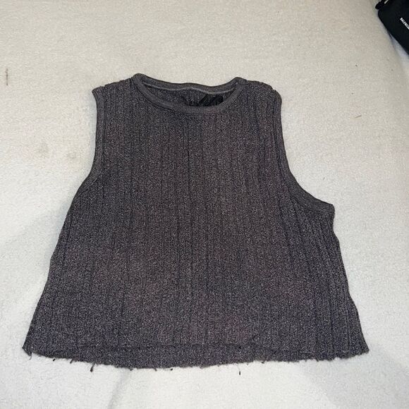 REFORMATION muscle tank size XS - Picture 1 of 3